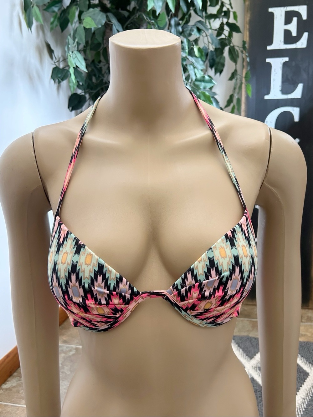 Victoria’s Secret • Push Up Bikini Top